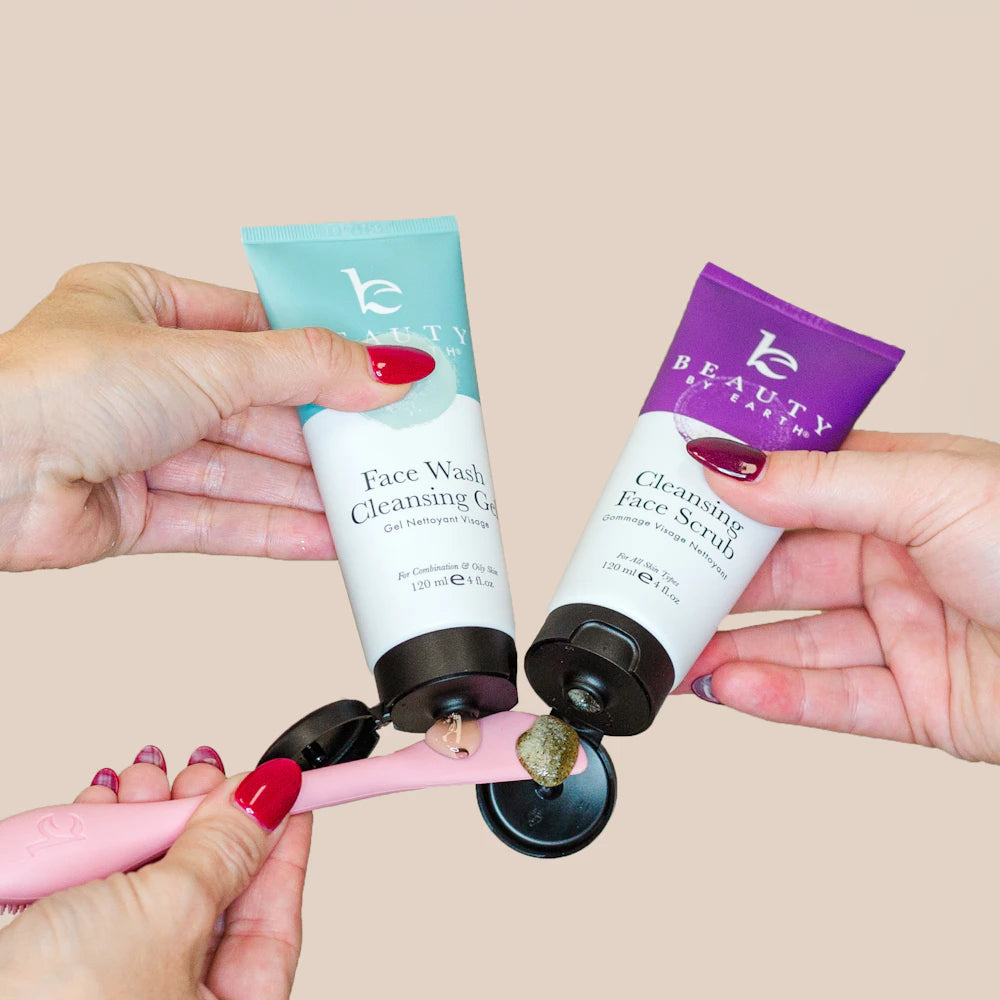 Mask Applicator & Face Brush