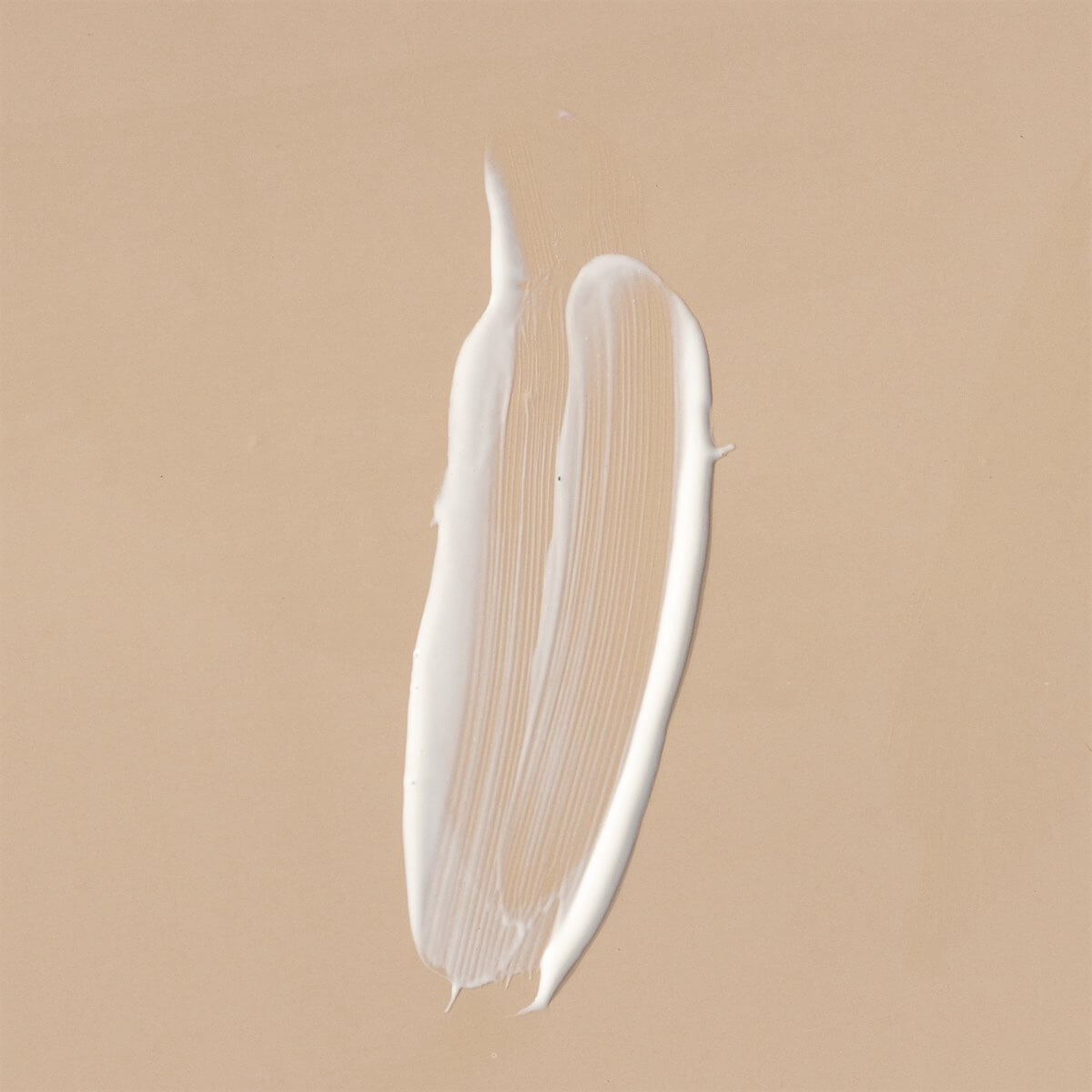 \Invisible Matte Barrier Defense Ceramide Sunscreen Serum  Dermatologist Tested.  Safe for Sensitive Skin  Visibly Improves Tone, Texture and  Dullness.   Broad Spectrum UVA/UVB Prot