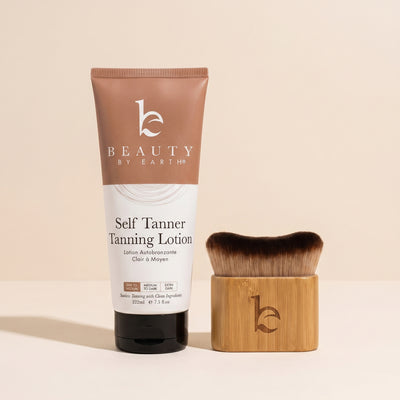 Self tanning lotion with kabuki body brush applicator