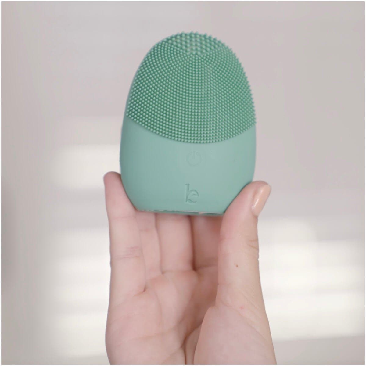 Holding Facial Cleansing Brush - Beauty by Earth
