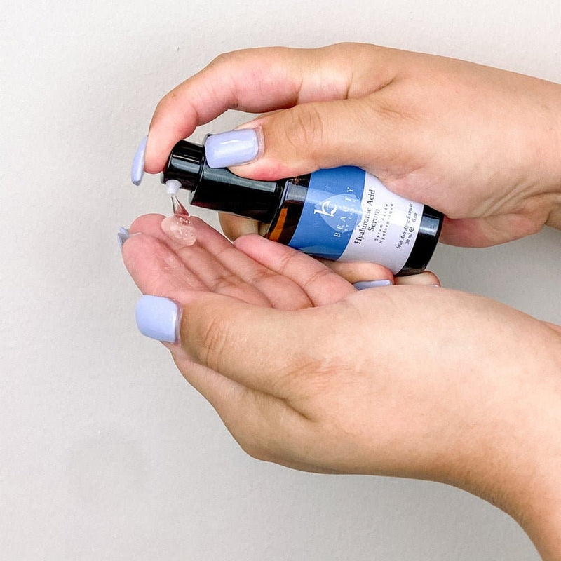 Hyaluronic Acid Serum - Beauty by Earth - Application on Hand